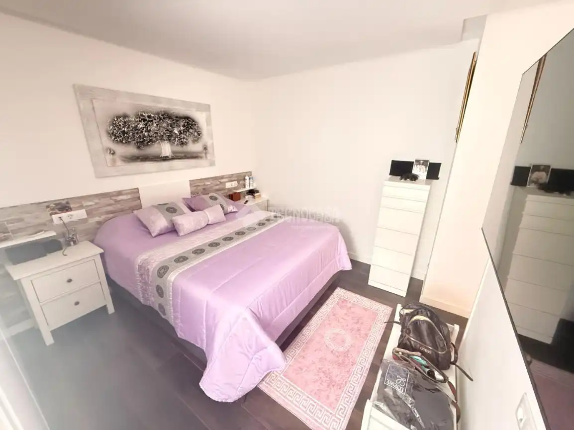 Schlafzimmer von Wohnung zum Verkauf in Madrid mit Klimaanlage, Heizung und Alarm