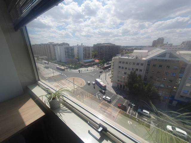 Oficina en Alquiler en La Buhaira