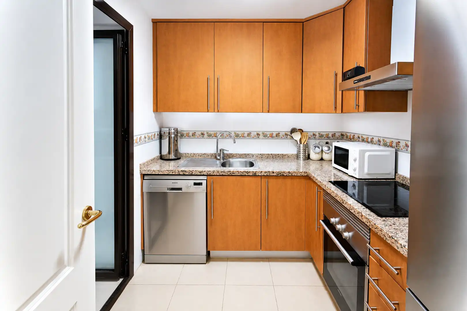 Kitchen of Apartments for sale in Manilva  with Air Conditioner, Terrace and Storage room