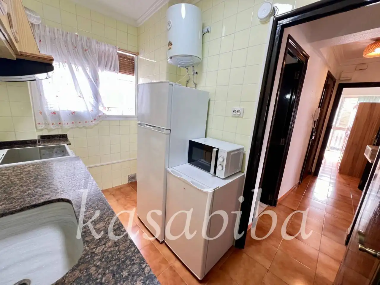 Cuina de Apartament de lloguer en Picanya amb Traster, Moblat i Balcó