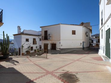 Adossat amb balcó en venda a Lecrín