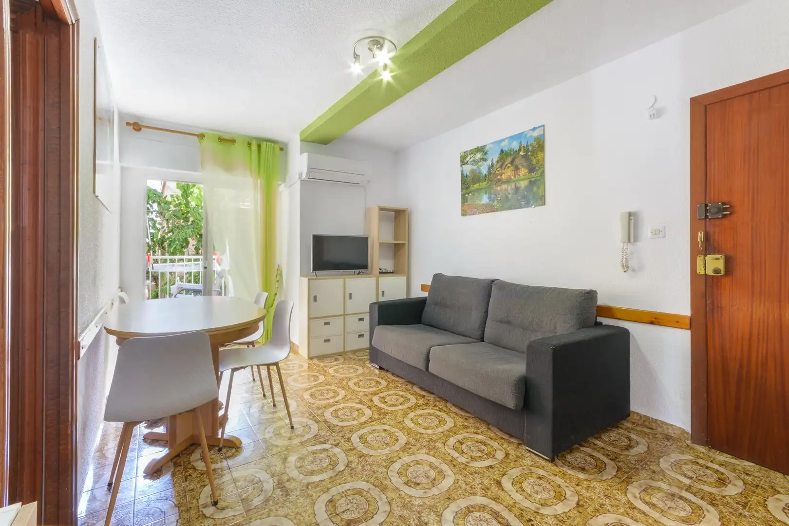 Sala de estar de Apartamento en venta en Piles con Aire acondicionado, Terraza y Amueblado