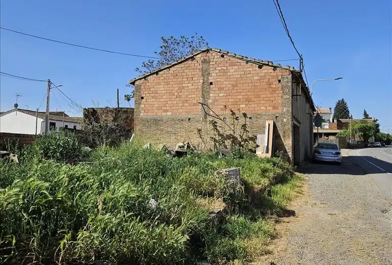 Terreny residencial en venda a Calle Dels Erals