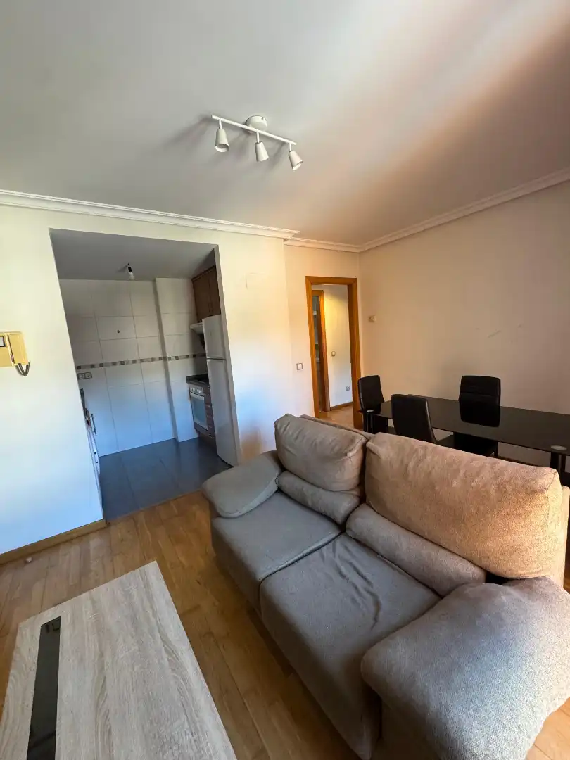 Appartement avec ascenseur à louer à Calle Daniel Moyano 8, imagen 5