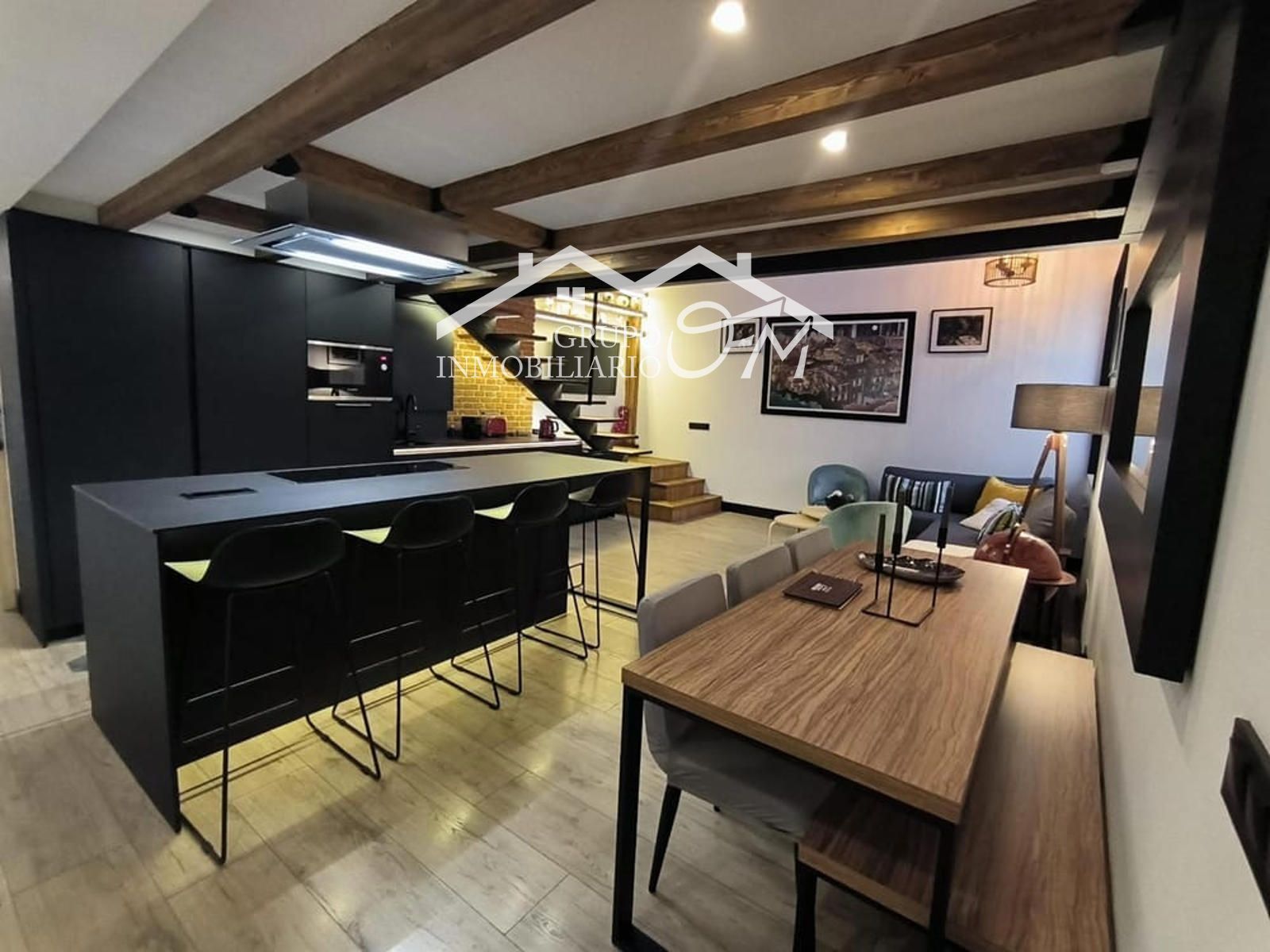 Dúplex en venda a Carretas, Sol