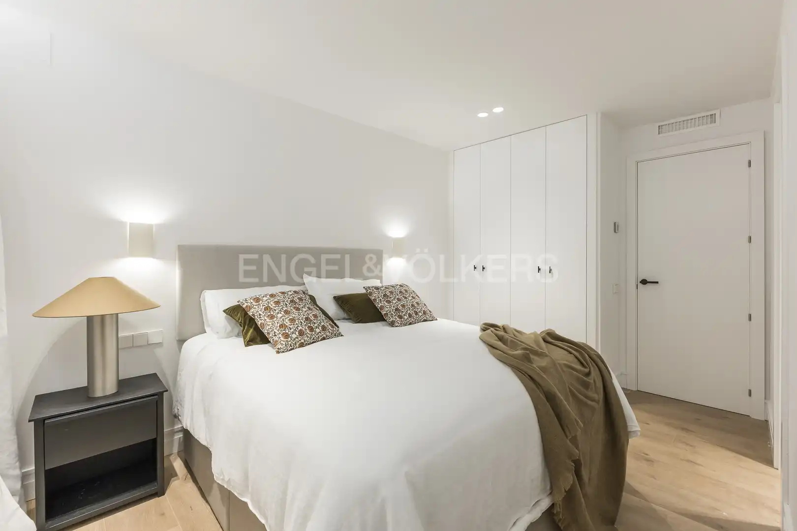 Flat with garden for sale in Alcala, imagen 13