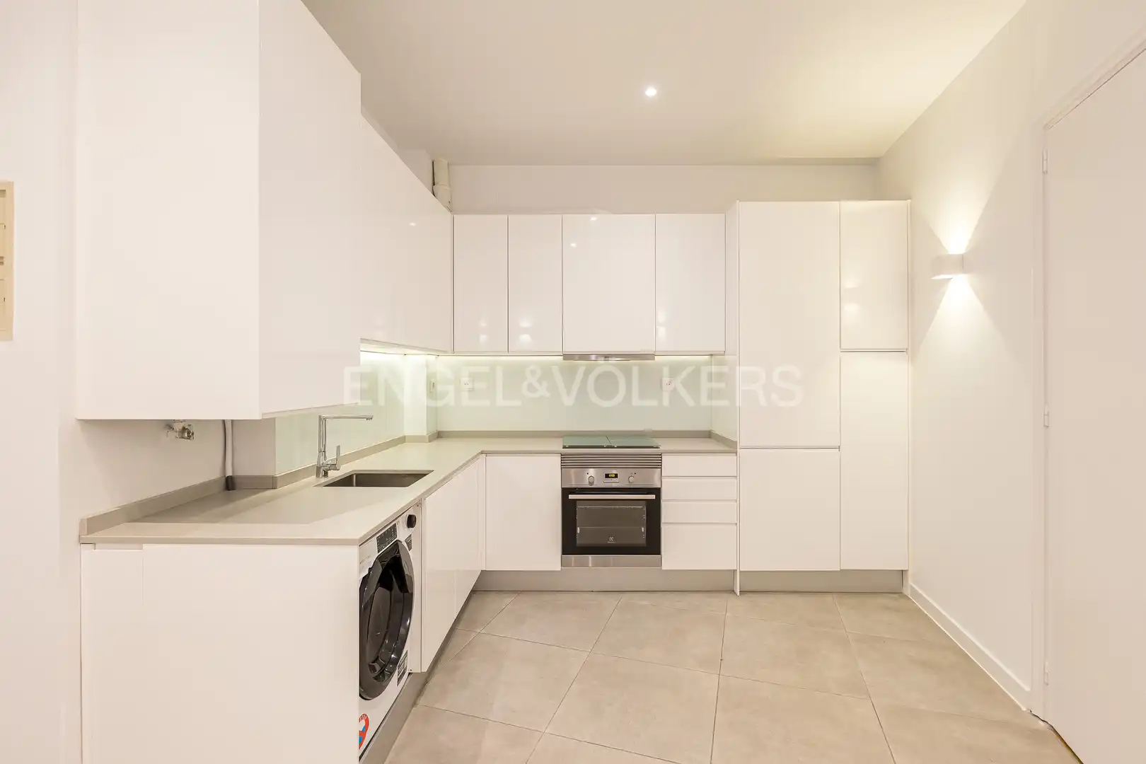 Küche von Wohnung zur Miete in Madrid mit Klimaanlage, Heizung und Parkett