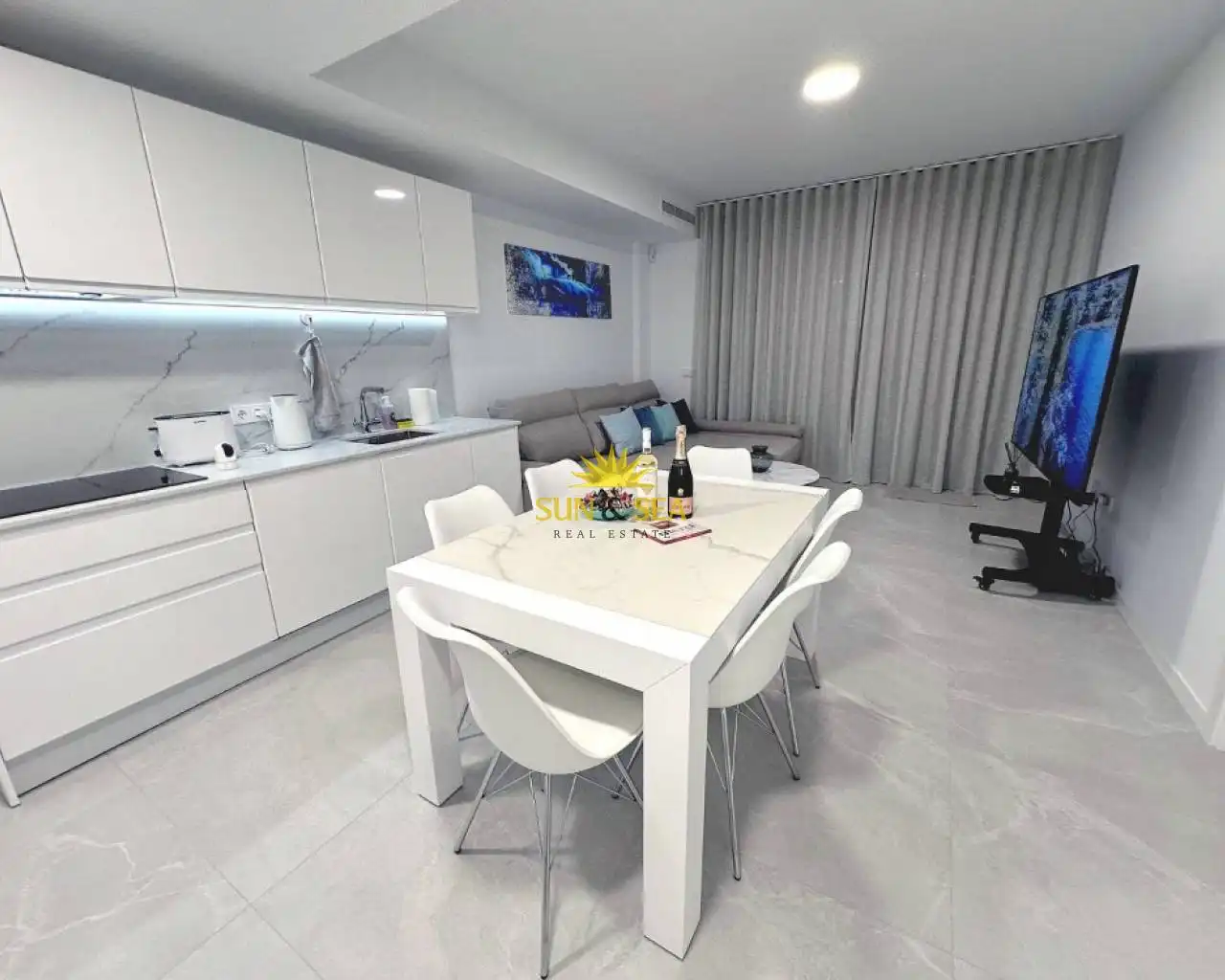 Habitación de Planta baja de alquiler en Finestrat con Aire acondicionado, Calefacción y Terraza