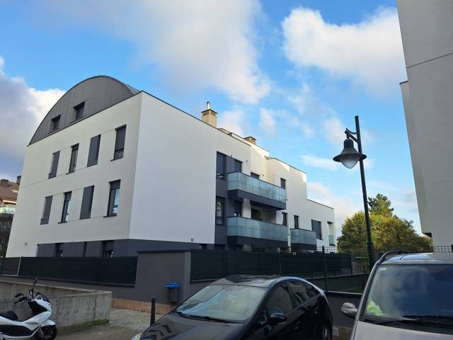 Ático en Alquiler en Gijón - CR LA CORIA-CEARES en Viesques