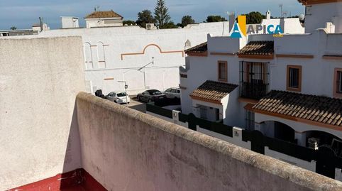 Foto 3 de Casa adosada en venta en La Barrosa, Chiclana de la Frontera