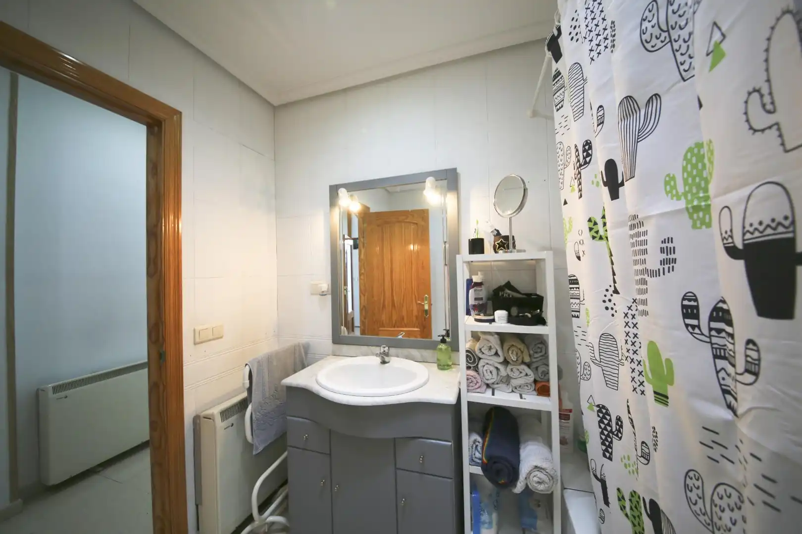 Baño de Casa o chalet en venta en Tomelloso con Aire acondicionado, Jardín privado y Trastero