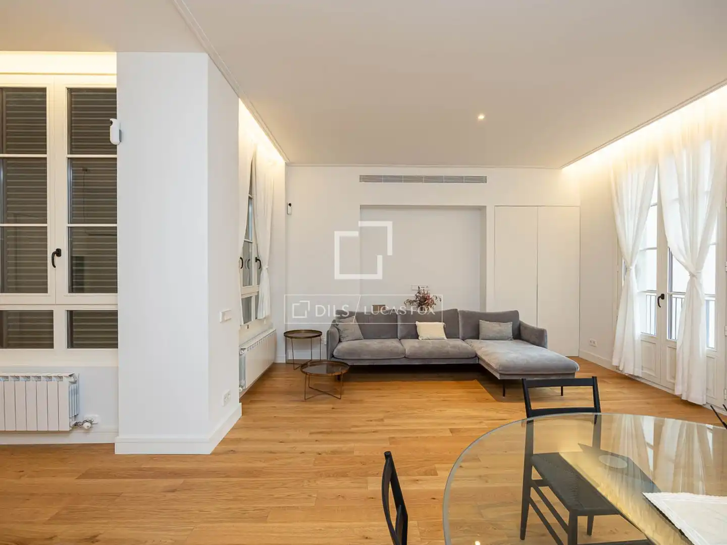 Sala de estar de Piso de alquiler en Girona con Aire acondicionado, Calefacción y Parquet