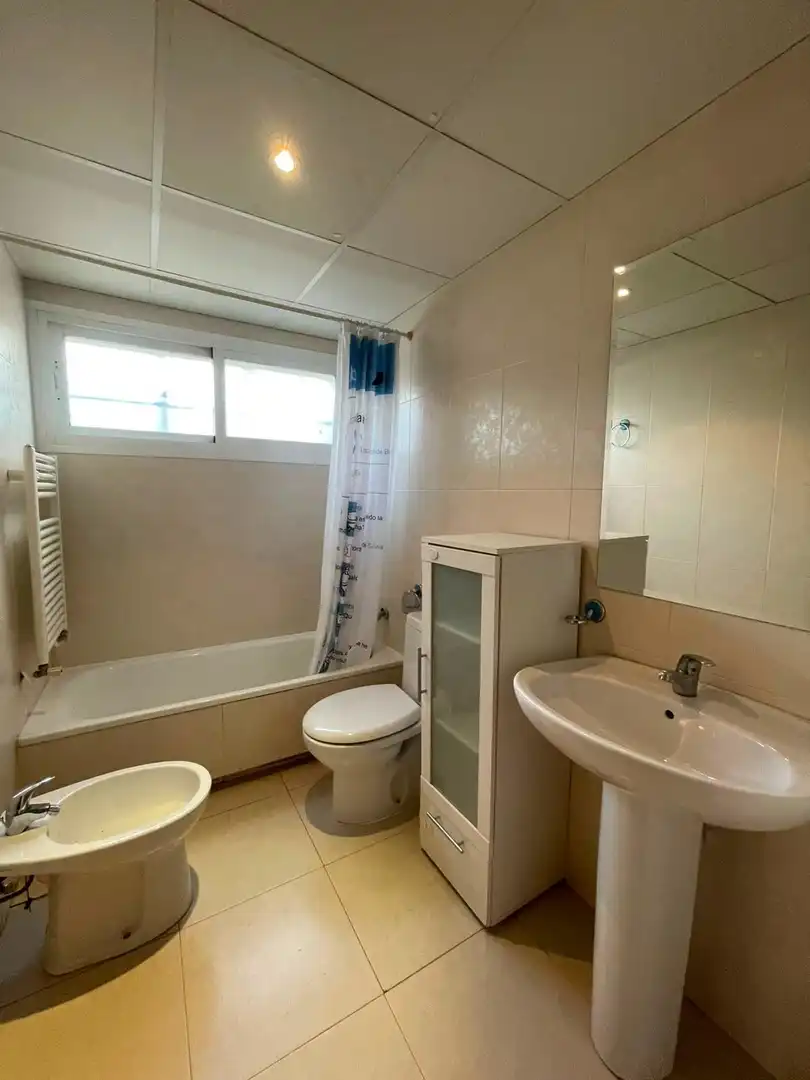 Badezimmer von Wohnung zur Miete in Las Rozas de Madrid mit Klimaanlage, Heizung und Terrasse