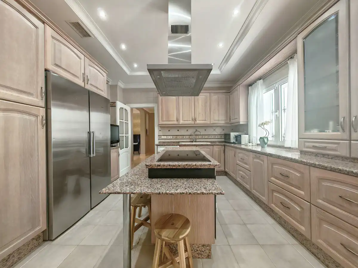Kitchen of Houses for sale in Marbella  with Air Conditioner, Heating and Private garden