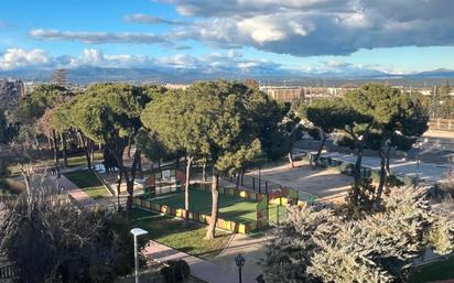 Vista exterior de Àtic de lloguer en Las Rozas de Madrid amb Calefacció, Terrassa i Forn