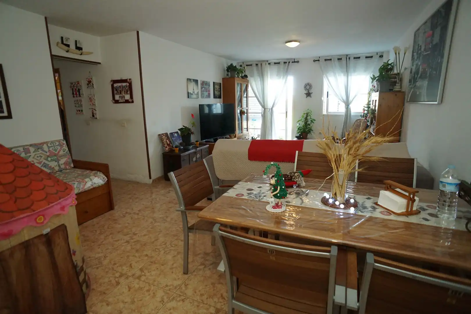 Living room of Flat for sale in Los Realejos  with Terrace and Storage room
