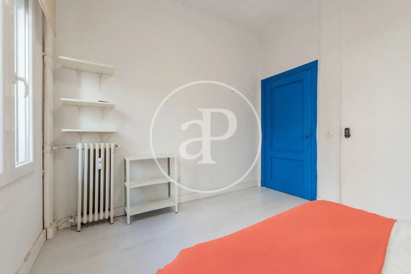 Habitación de Piso en venta en Madrid con Calefacción y Amueblado