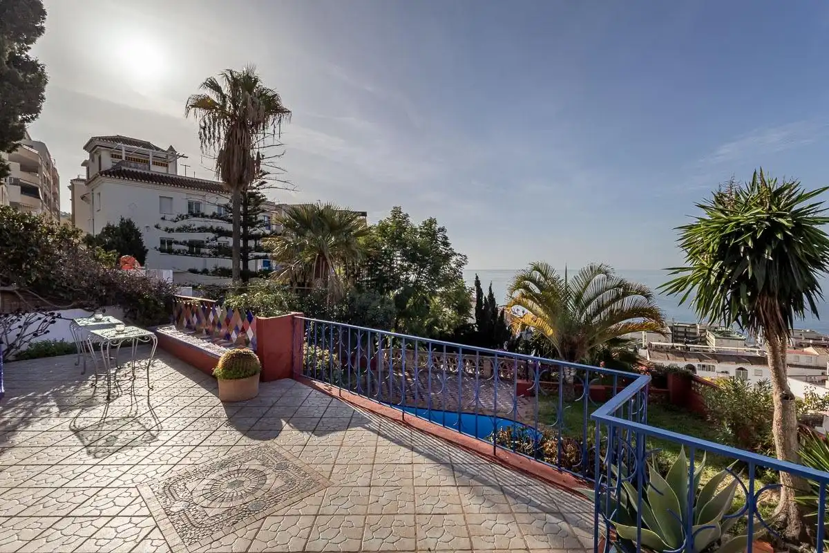 Terrassa de Casa o xalet en venda en Almuñécar amb Aire condicionat, Calefacció i Jardí privat