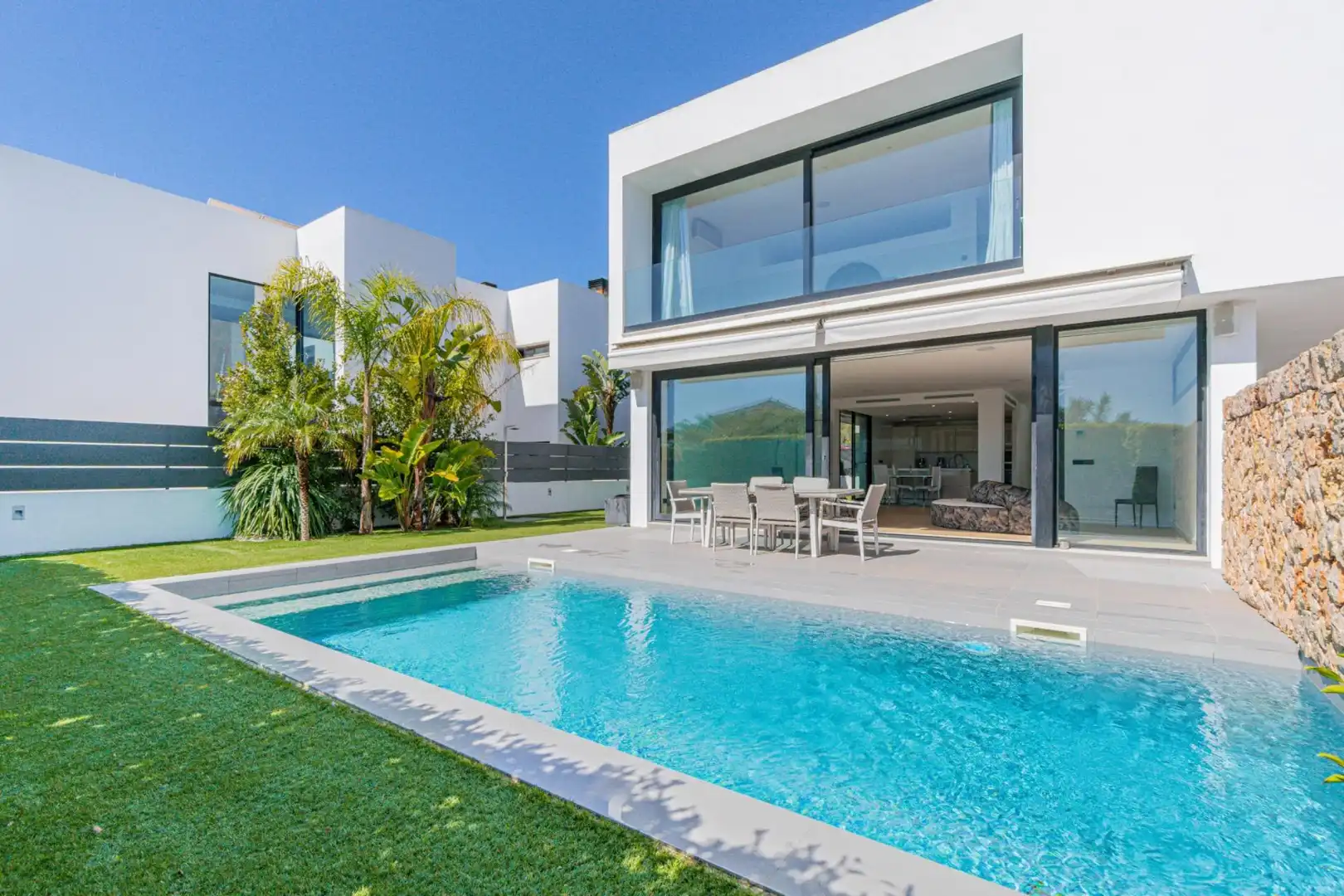 Chalet con terraza en venta en Carrer SAFRA, imagen 2