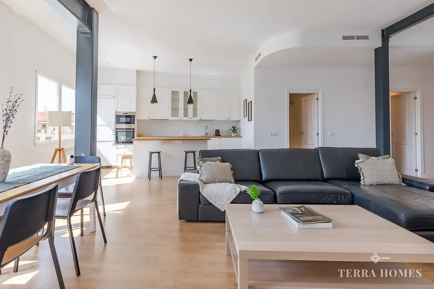 Sala d'estar de Apartament en venda en Madrid amb Aire condicionat i Moblat