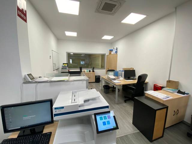 Nave industrial en Venta en Las Castañeras - Bulevar