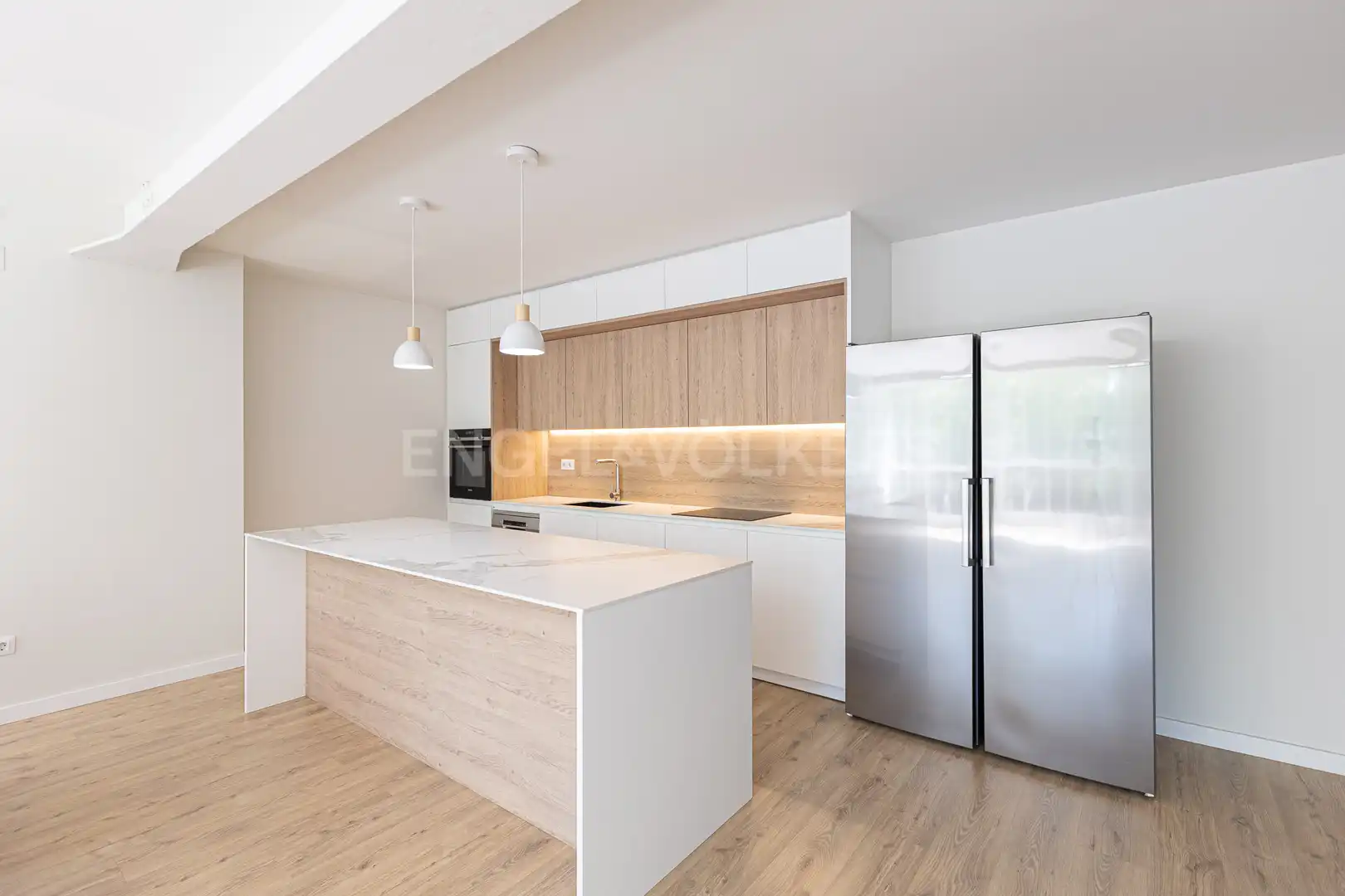 Küche von Wohnung zum Verkauf in Barcelona mit Klimaanlage, Heizung und Parkett