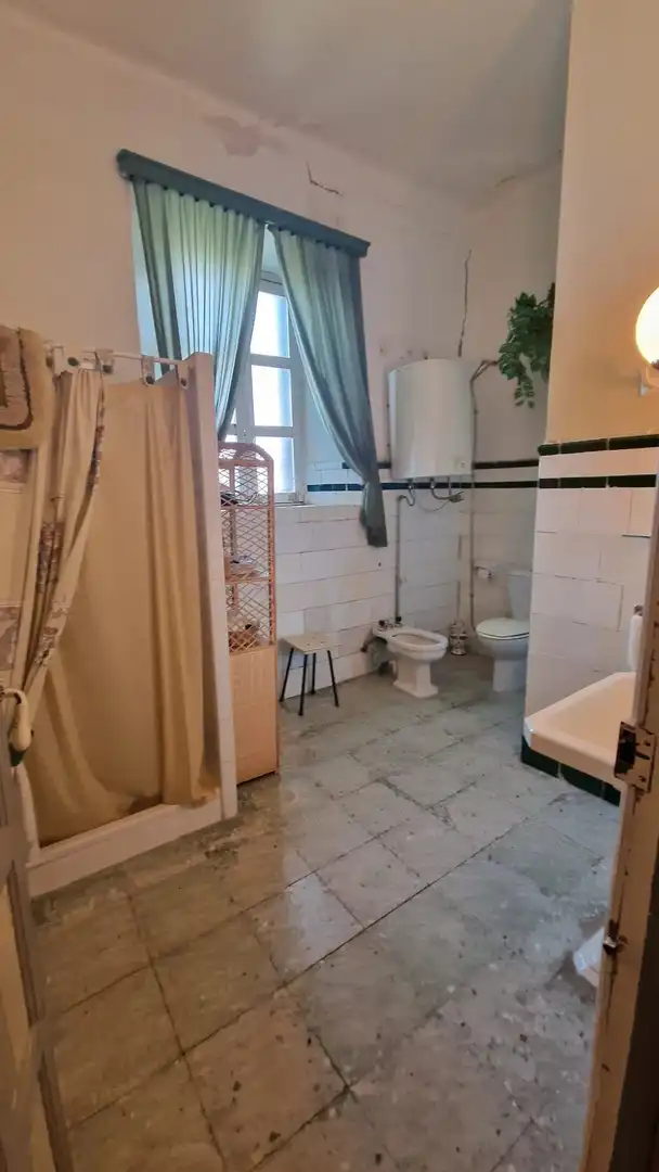 Bany de Casa o xalet en venda en Paradinas de San Juan amb Traster i Piscina