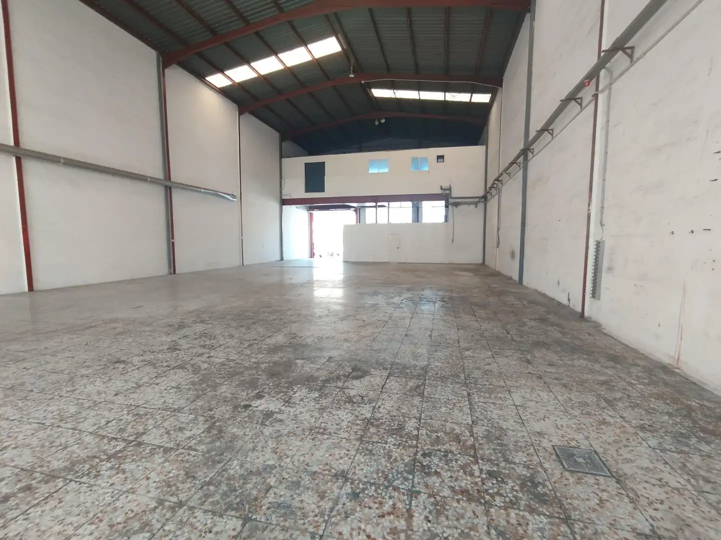 Industrial building to rent in Torrellano, imagen 2