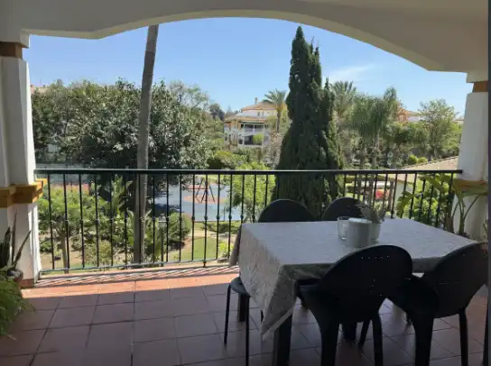 Apartament amb piscina en venda a Nueva Andalucía, imagen 4