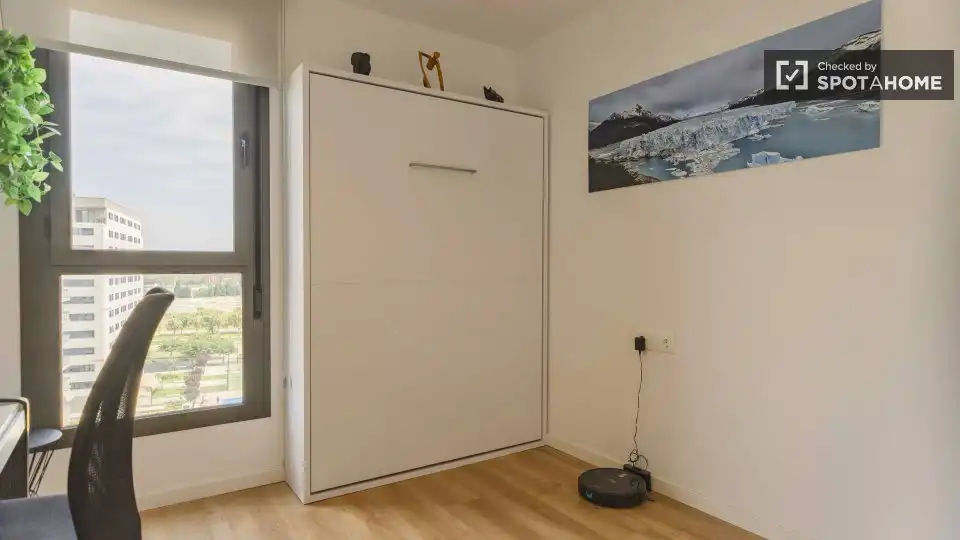 Habitación de Piso de alquiler en Valencia con Aire acondicionado, Calefacción y Amueblado