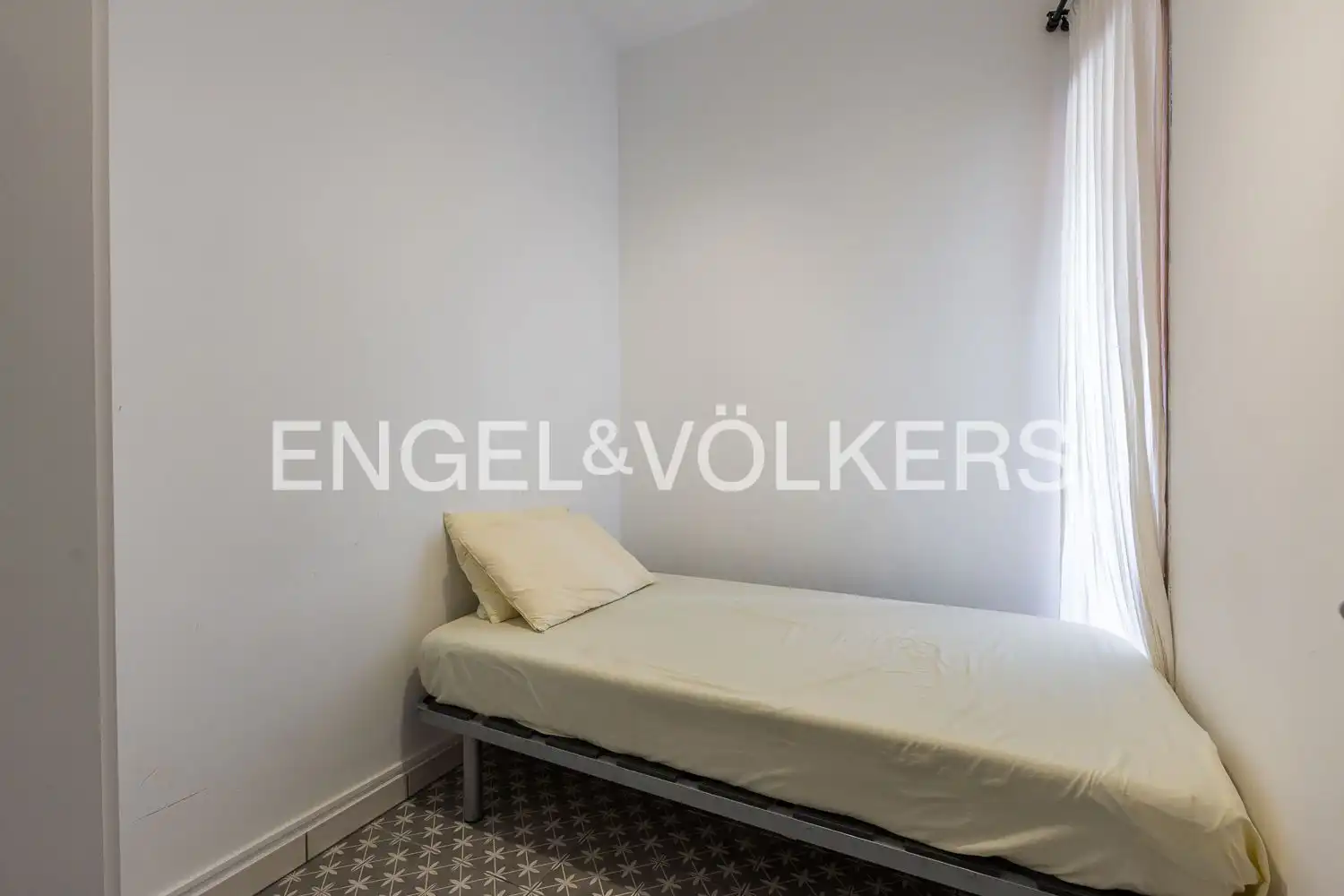 Habitación de Piso en venta en Dénia con Aire acondicionado, Calefacción y Balcón