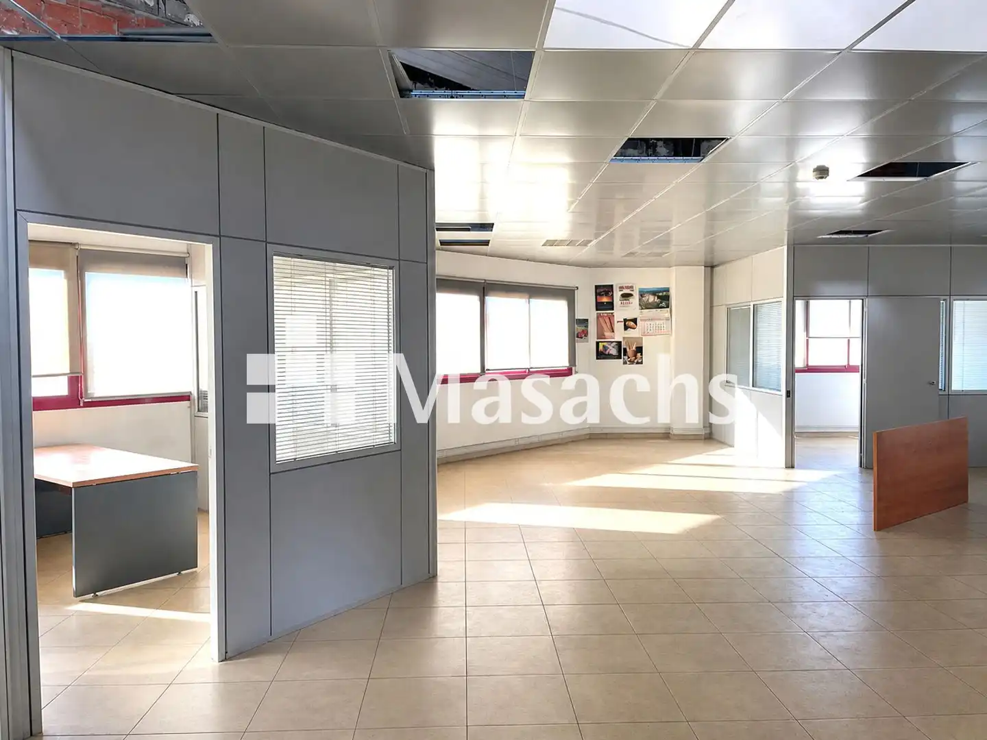 Fabrikhallen zur Miete in Terrassa
