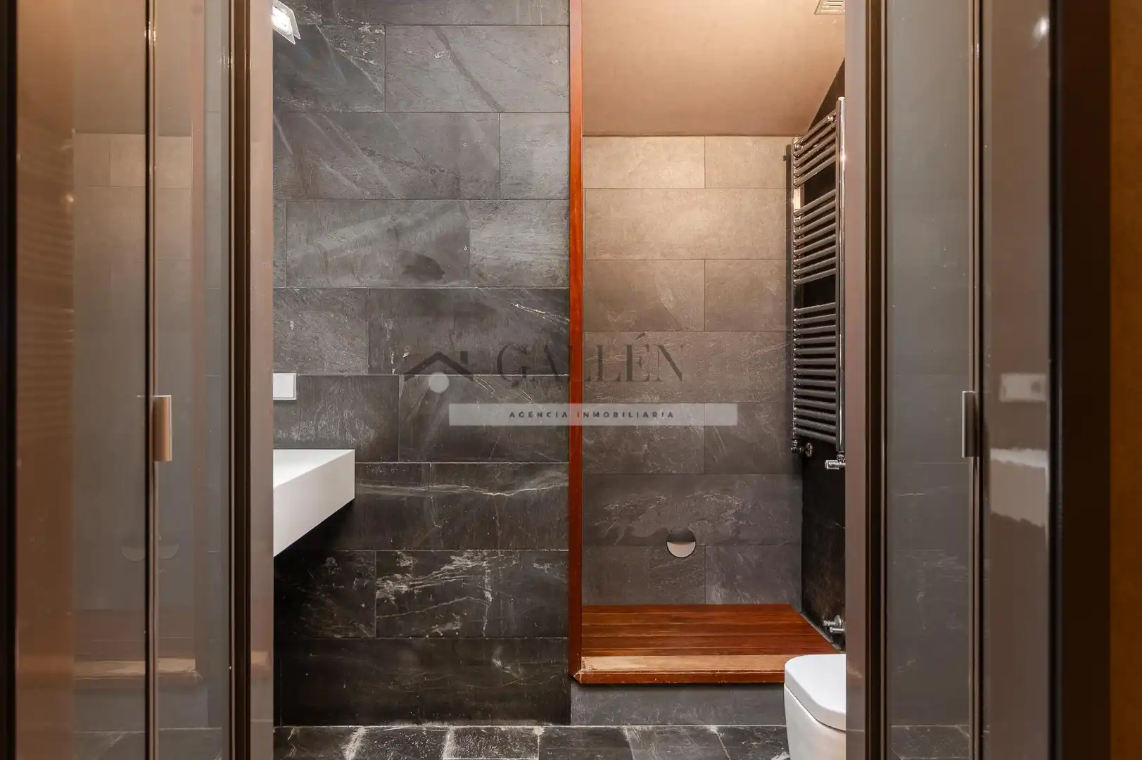 Bathroom of Attic for sale in Castellón de la Plana / Castelló de la Plana  with Air Conditioner, Heating and Terrace