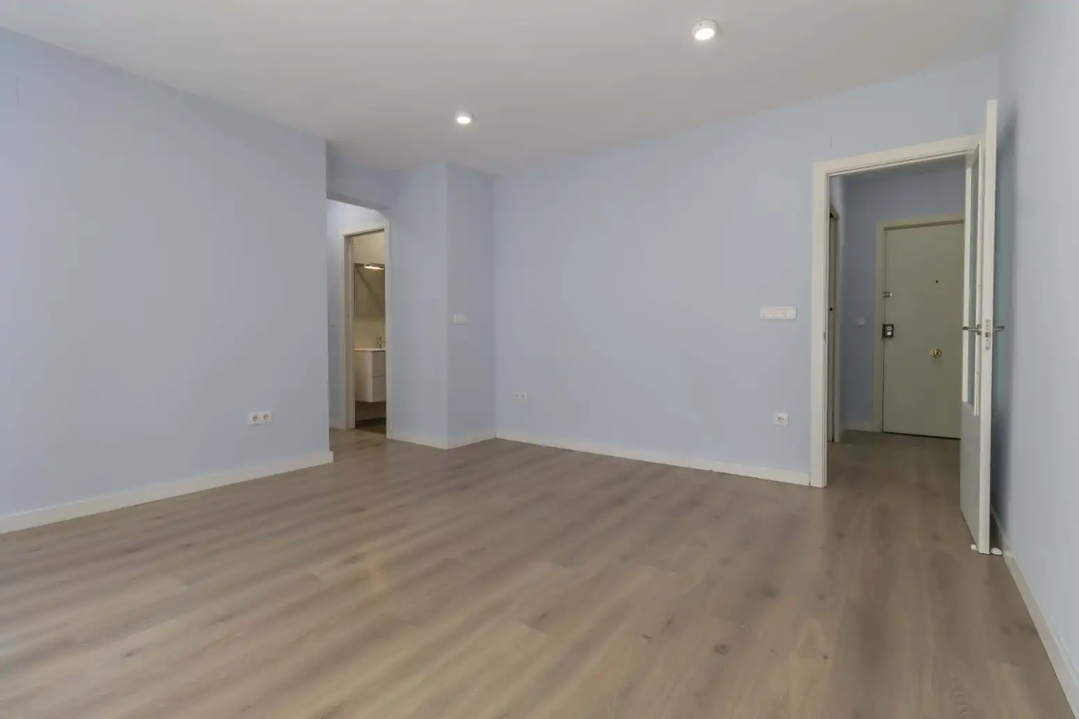 Flat for sale in Sevilla  with Terrace