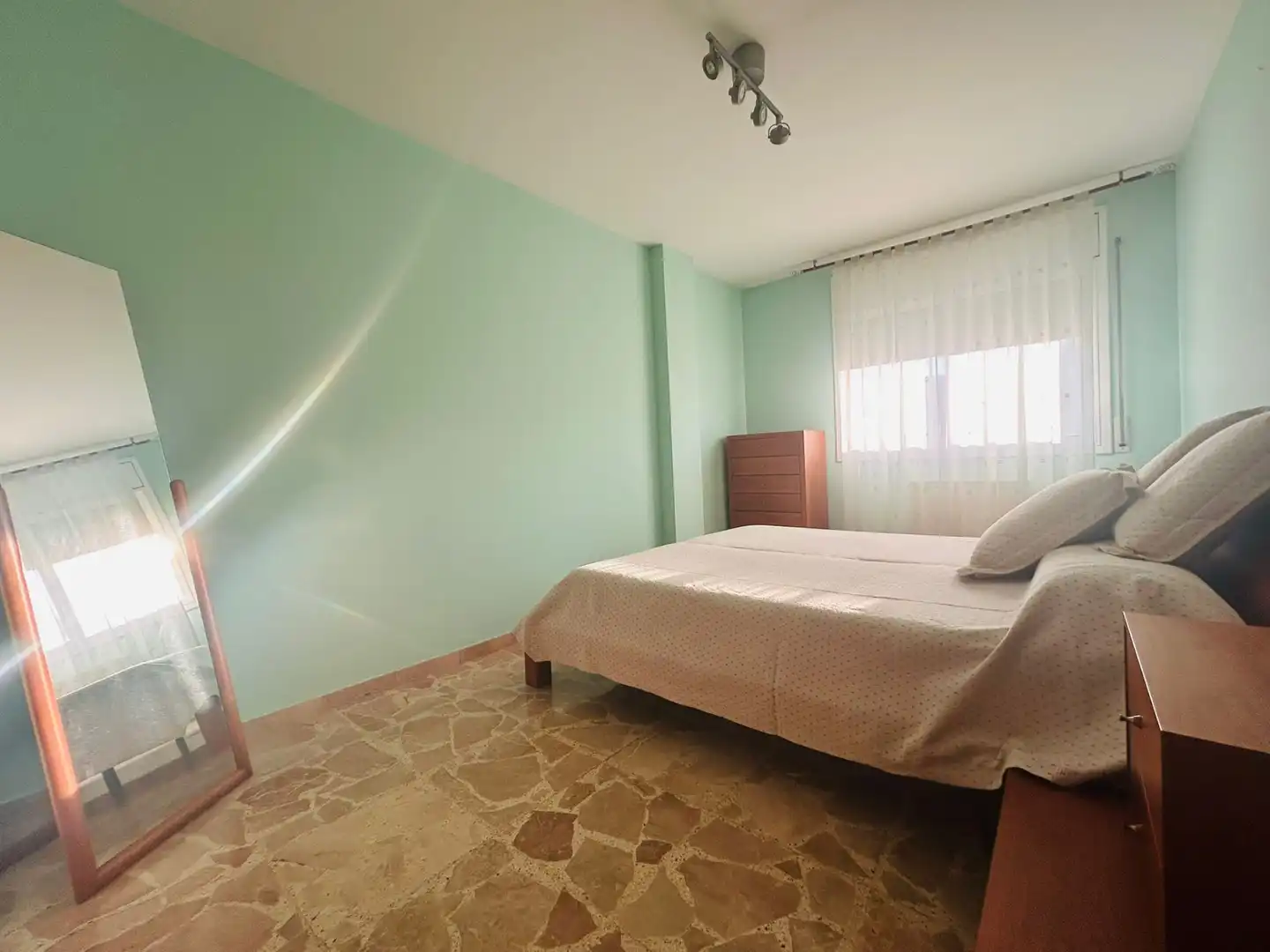 Habitación de Piso en venta en Sant Andreu de la Barca con Aire acondicionado, Calefacción y Terraza
