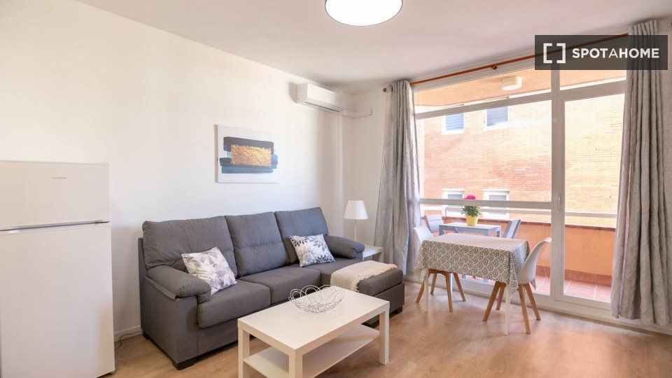 Living room of Flat to rent in  Barcelona Capital  with Air Conditioner, Heating and Furnished