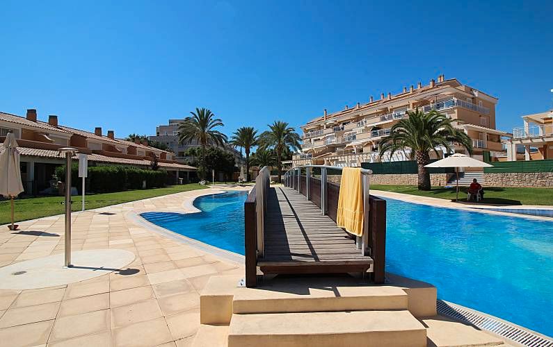 Swimming pool of Single-family semi-detached for sale in Jávea / Xàbia  with Air Conditioner, Private garden and Terrace