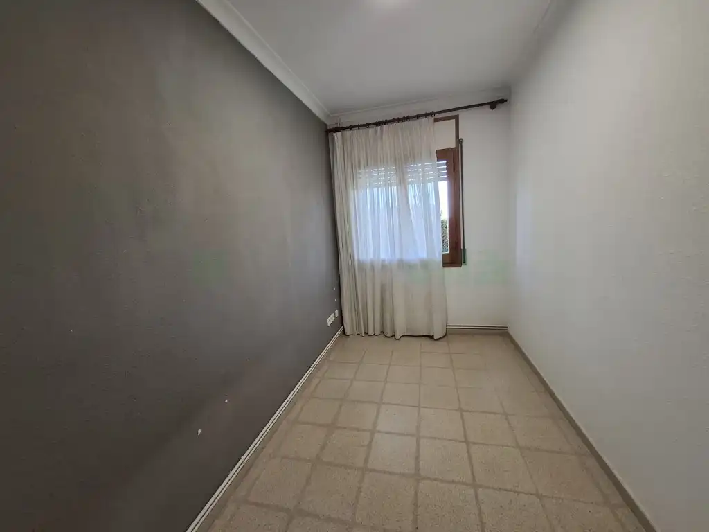 Bedroom of Houses for sale in Pineda de Mar