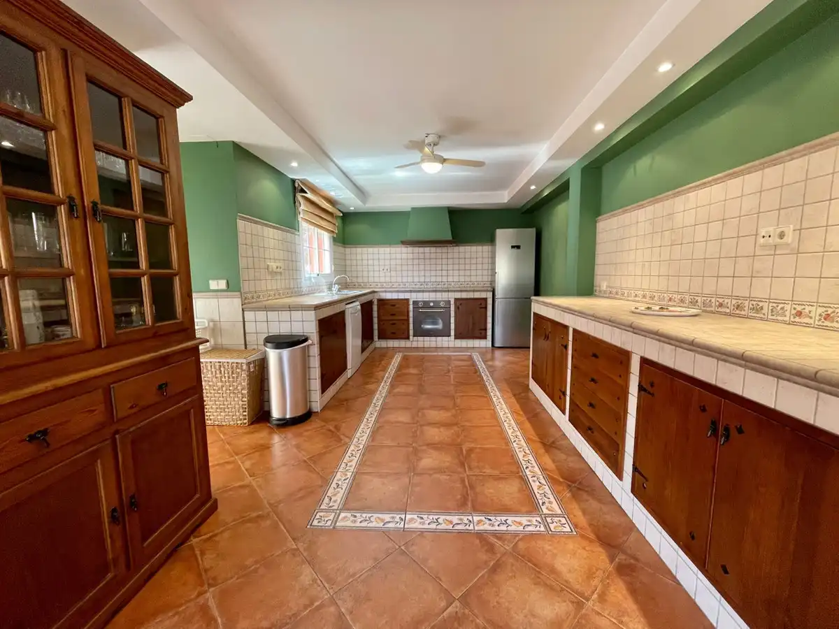 Houses for rent in DE LOS JAZMINES-NVA ANDAL, 406, Nueva Andalucía centro