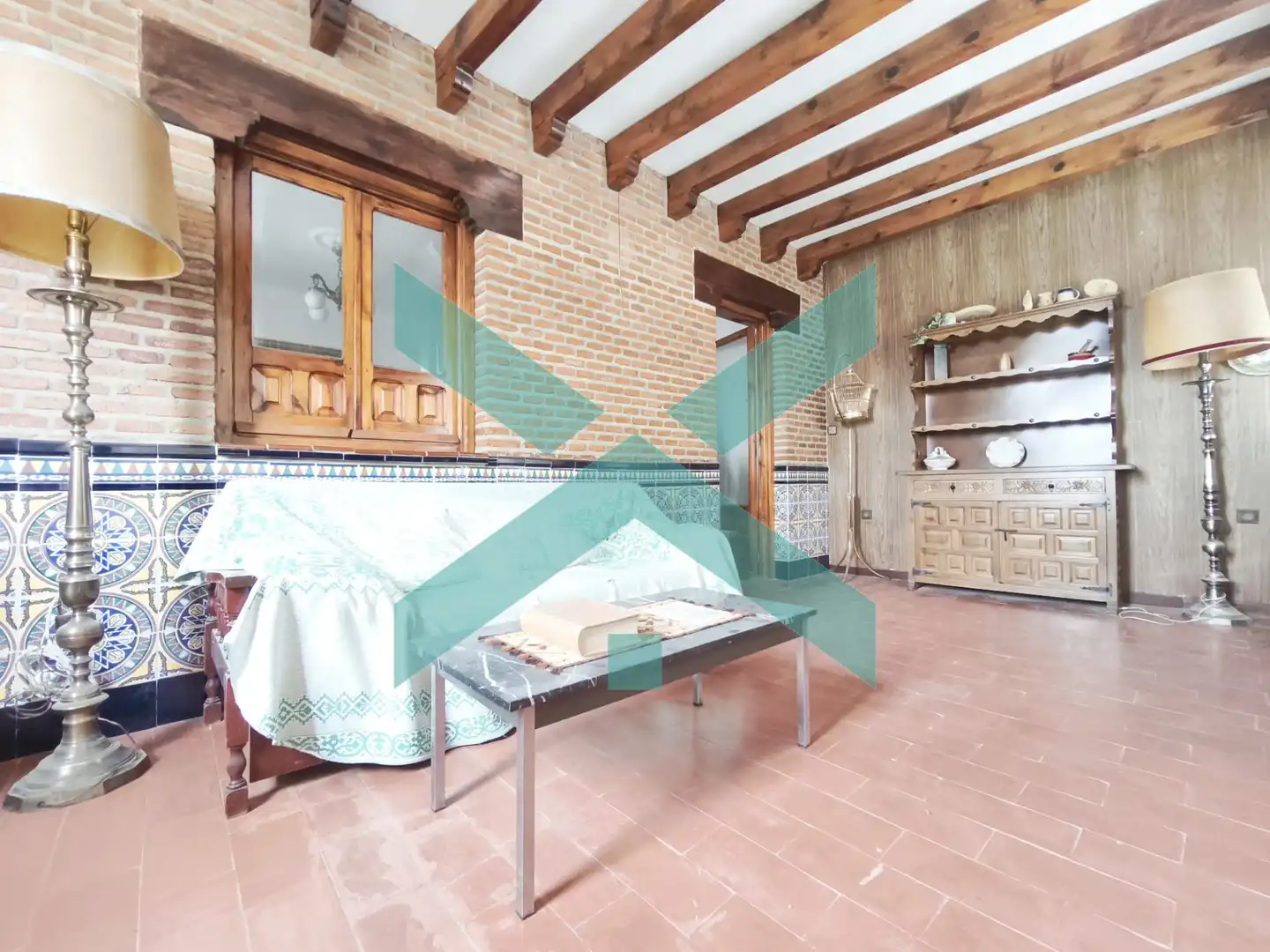 Cocina de Piso en venta en Lillo con Calefacción, Terraza y Amueblado