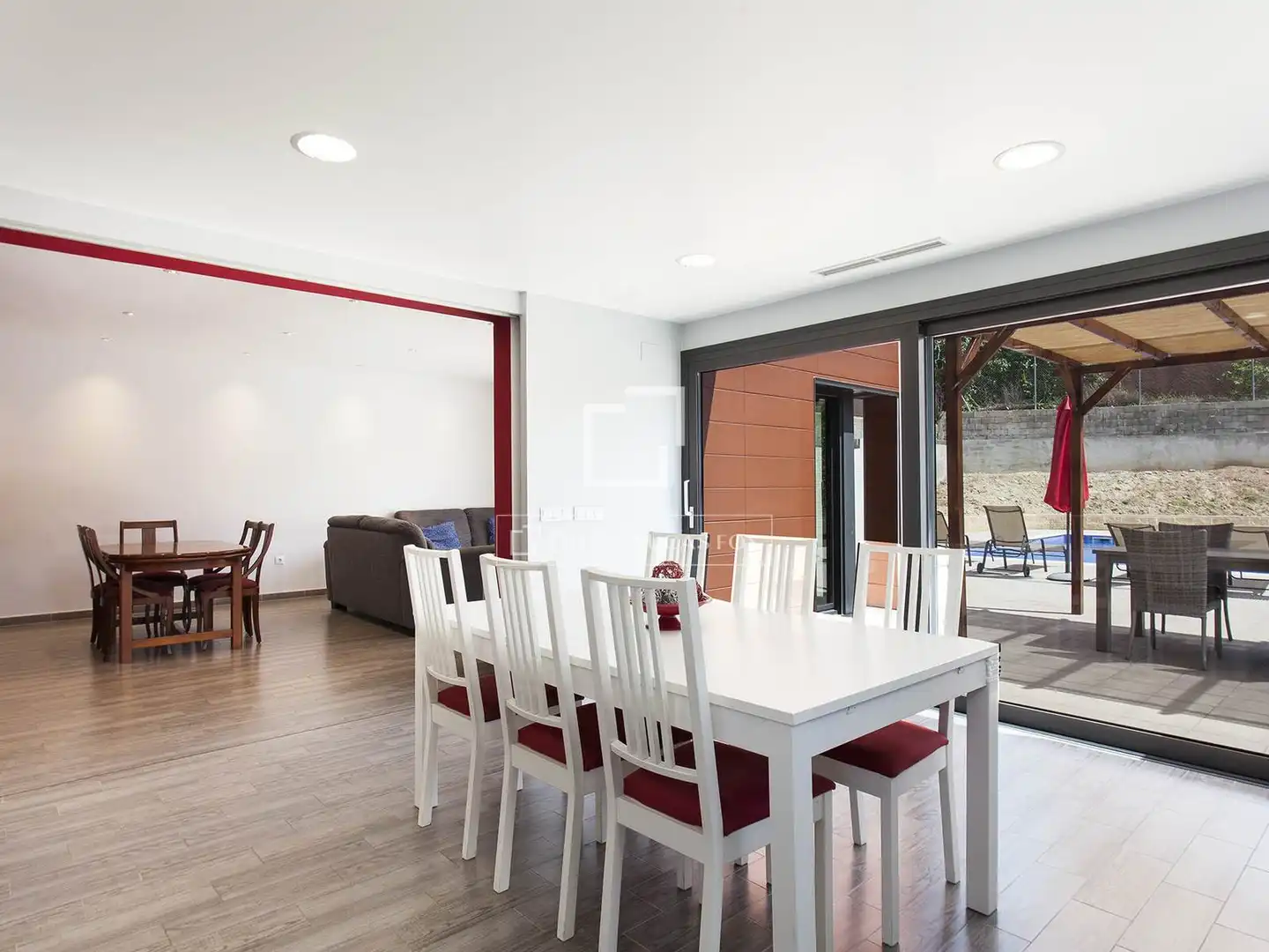 Menjador de Casa o xalet en venda en Sant Pere de Ribes amb Aire condicionat, Jardí privat i Parquet