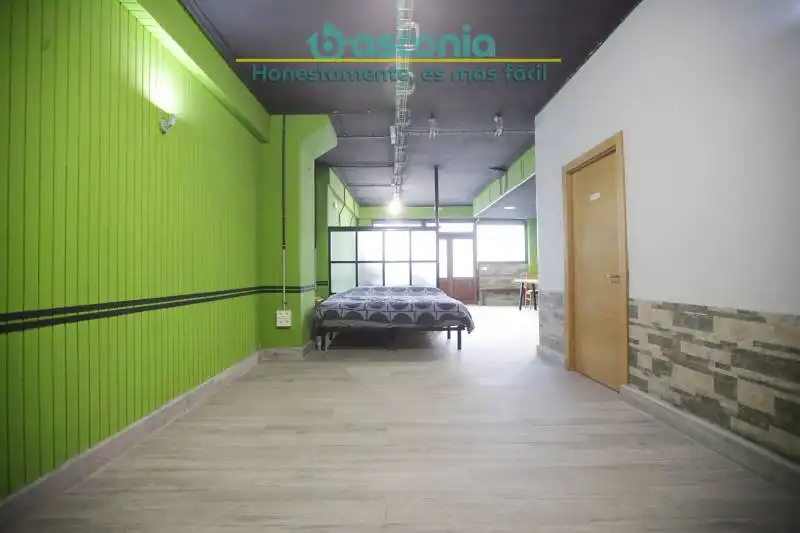 Local en venta en Basauri  con Amueblado