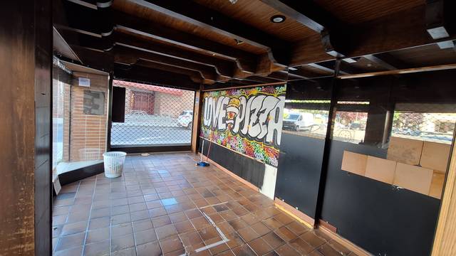 Local comercial en Alquiler en Barriada Juan XXIII, 18 en Juan XXIII - Las Torres - G2