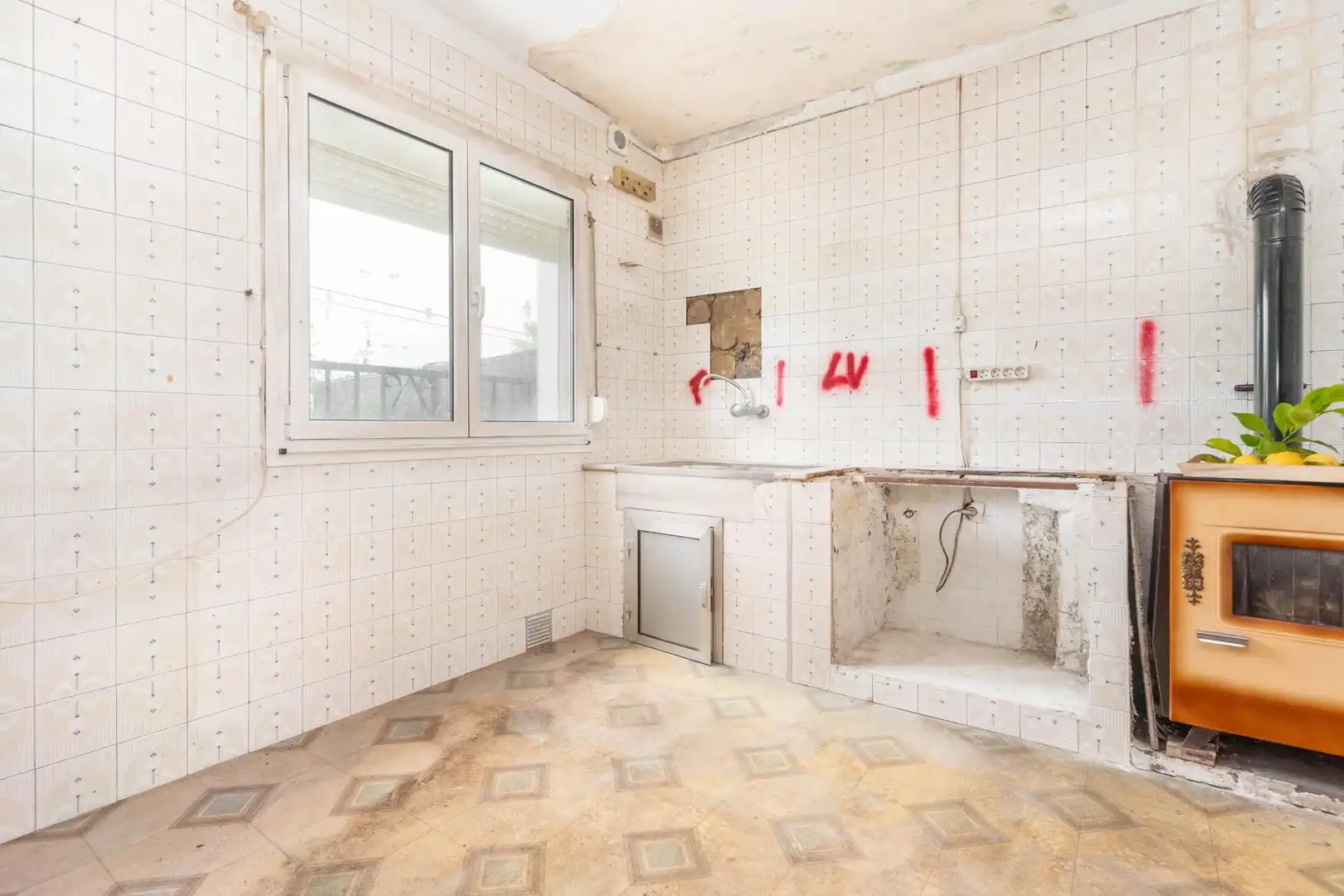 Cocina de Apartamento en venta en Madrid