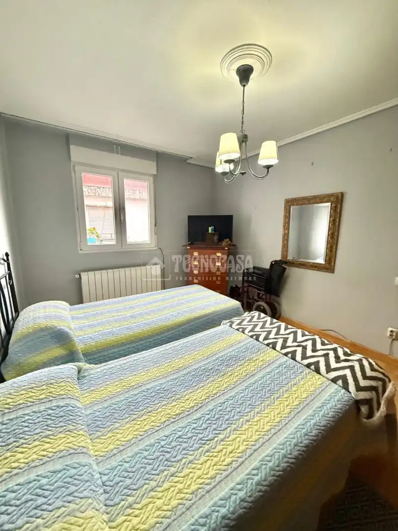 Habitación de Piso en venta en Santander con Calefacción y Amueblado