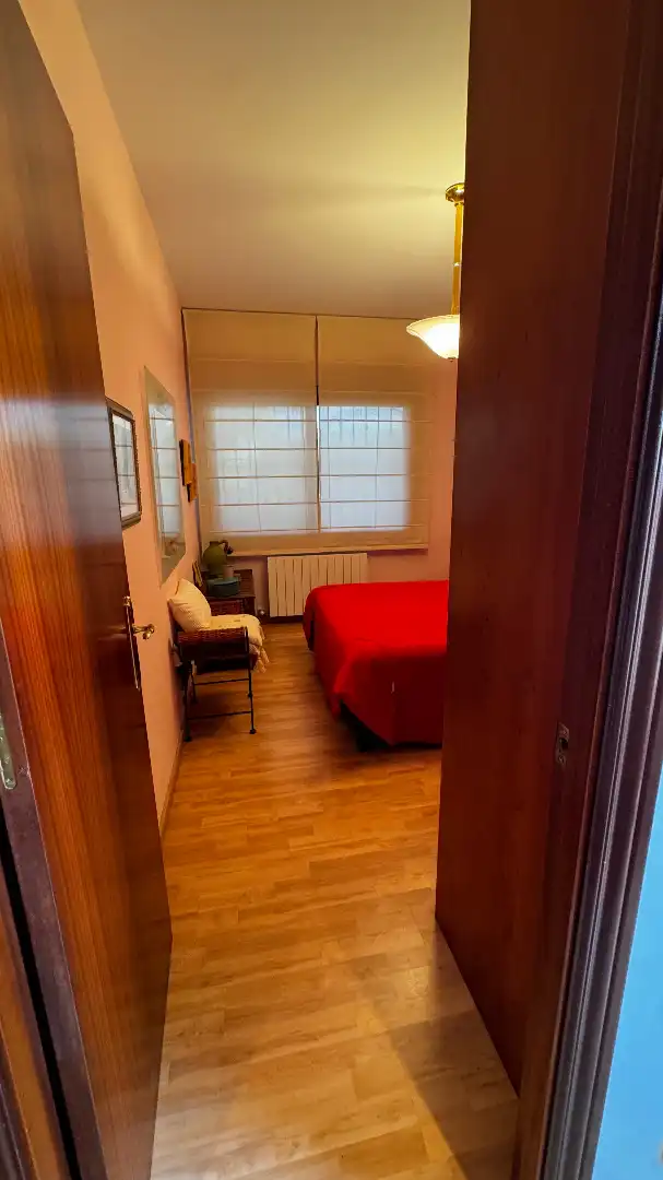 Schlafzimmer von Wohnung zum Verkauf in Roda de Berà mit Klimaanlage, Heizung und Parkett