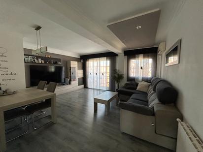 Living room of Flat for sale in Badalona  with Heating, Parquet flooring and Balcony