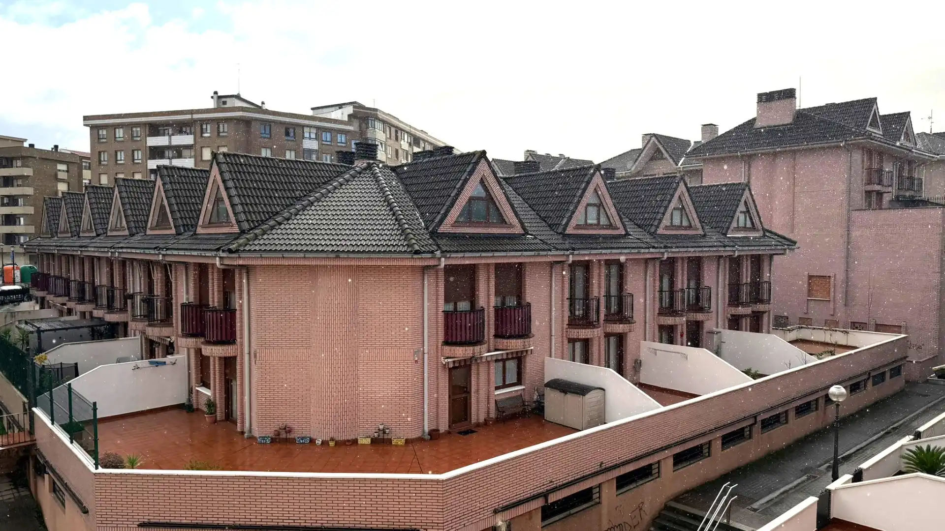 Exterior view of Houses for sale in Valle de Trápaga-Trapagaran  with Heating, Private garden and Terrace