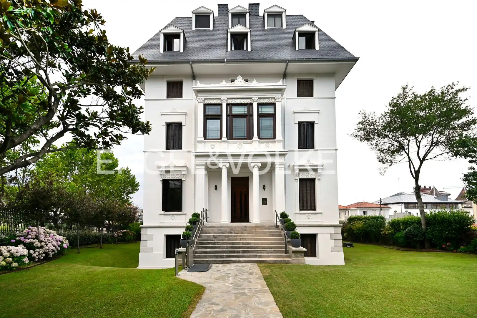 Außenansicht von Maisonette zur Miete in Santander mit Heizung, Privatgarten und Parkett