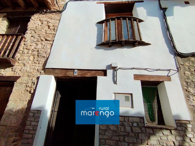 Exterior view of House or chalet for sale in Zorita del Maestrazgo  with Terrace and Furnished